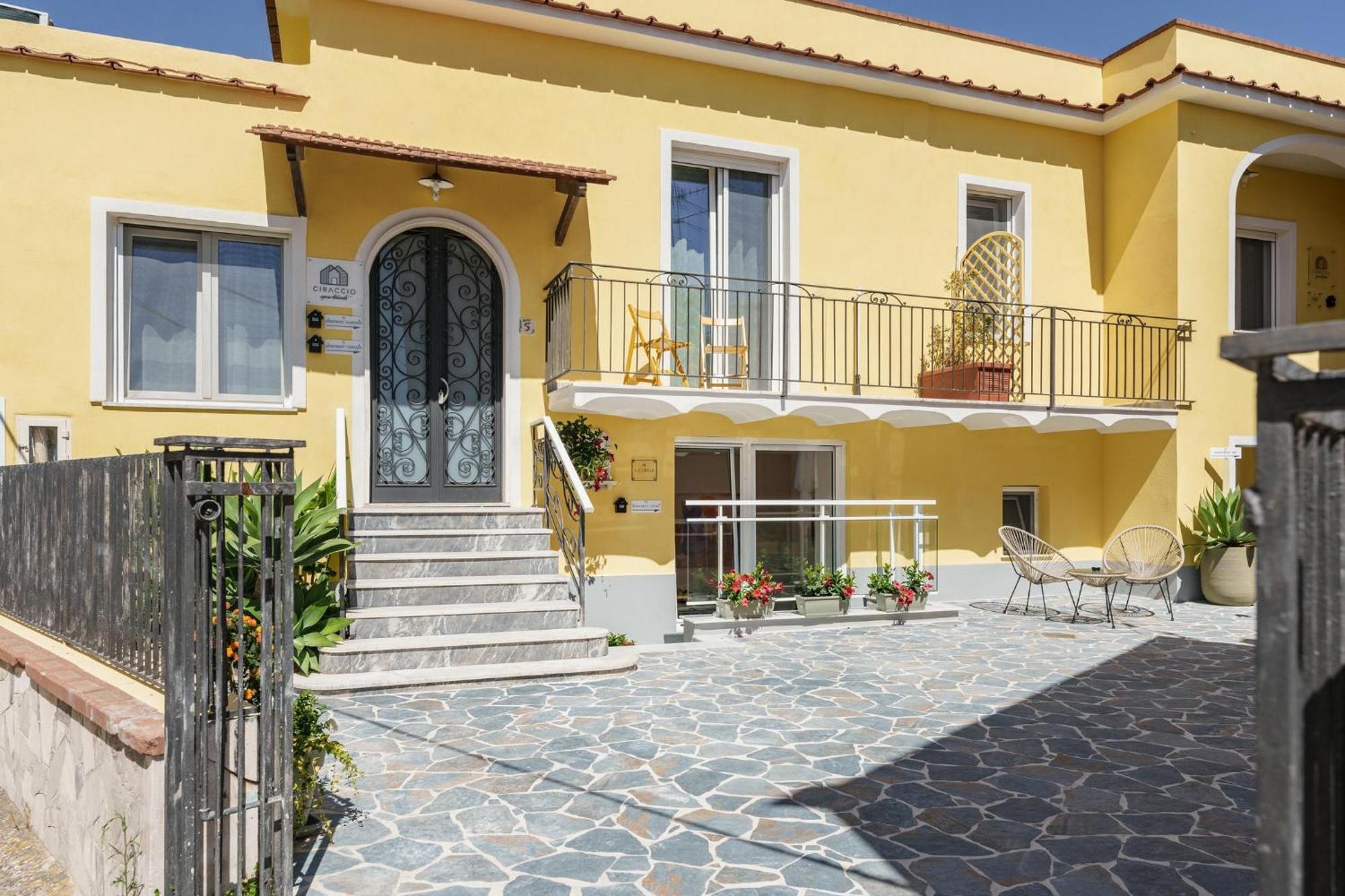 Ciraccio Apartments 프로치다 외부 사진