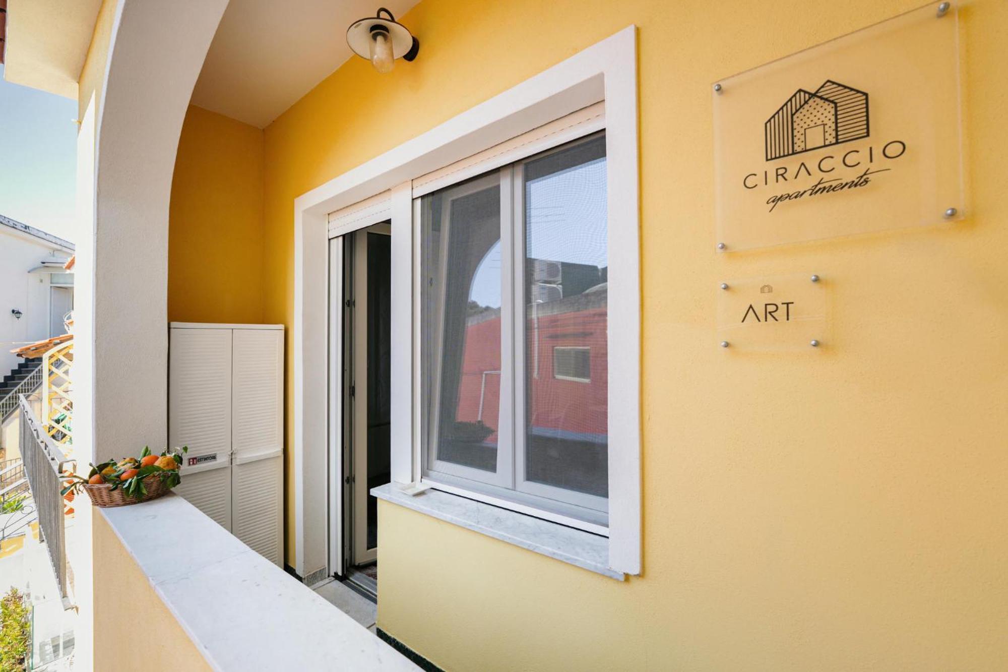 Ciraccio Apartments 프로치다 외부 사진